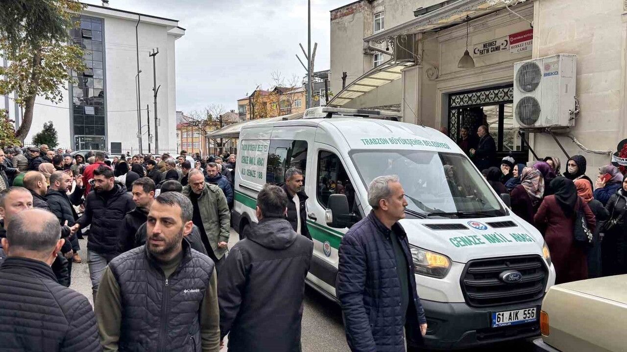 Trabzon'da Temizlik Sırasında Fenalaşan 3 Çocuk Annesi Hayatını Kaybetti