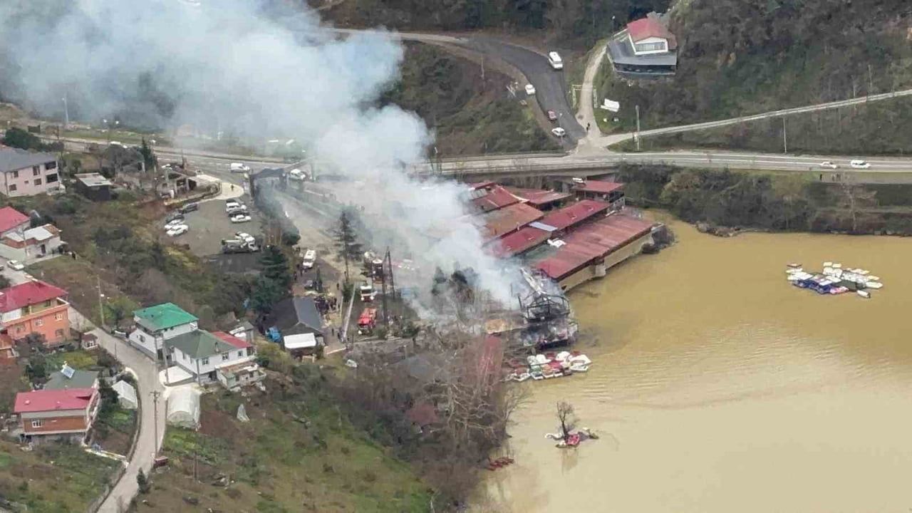 Trabzon Sera Gölü'nde Turistik İşletmede Yangın: Büyük Maddi Hasar