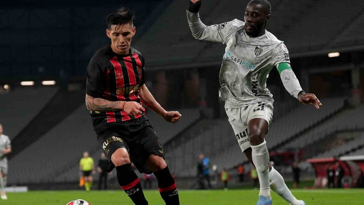 Trendyol Süper Lig: Fatih Karagümrük 1-1 Kocaelispor — Petkovic Son Dakikada Cevap Verdi