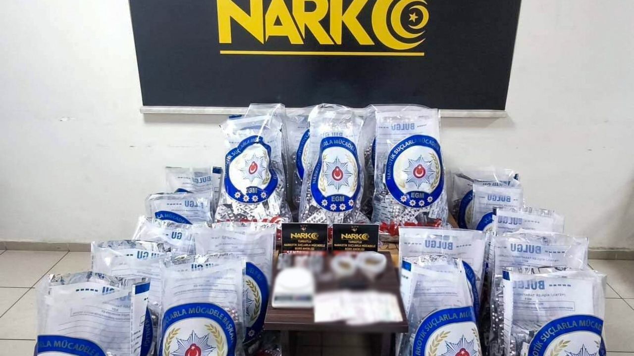 Turgutlu'da 83 bin 350 Sentetik Ecza Ele Geçirildi: 2 Tutuklama