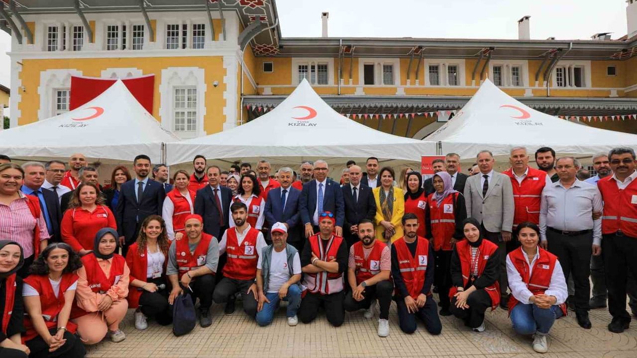 Türk Kızılay: 2025'te 3 Milyon Ünite Kan — Adana Her Zaman İlk Üçte