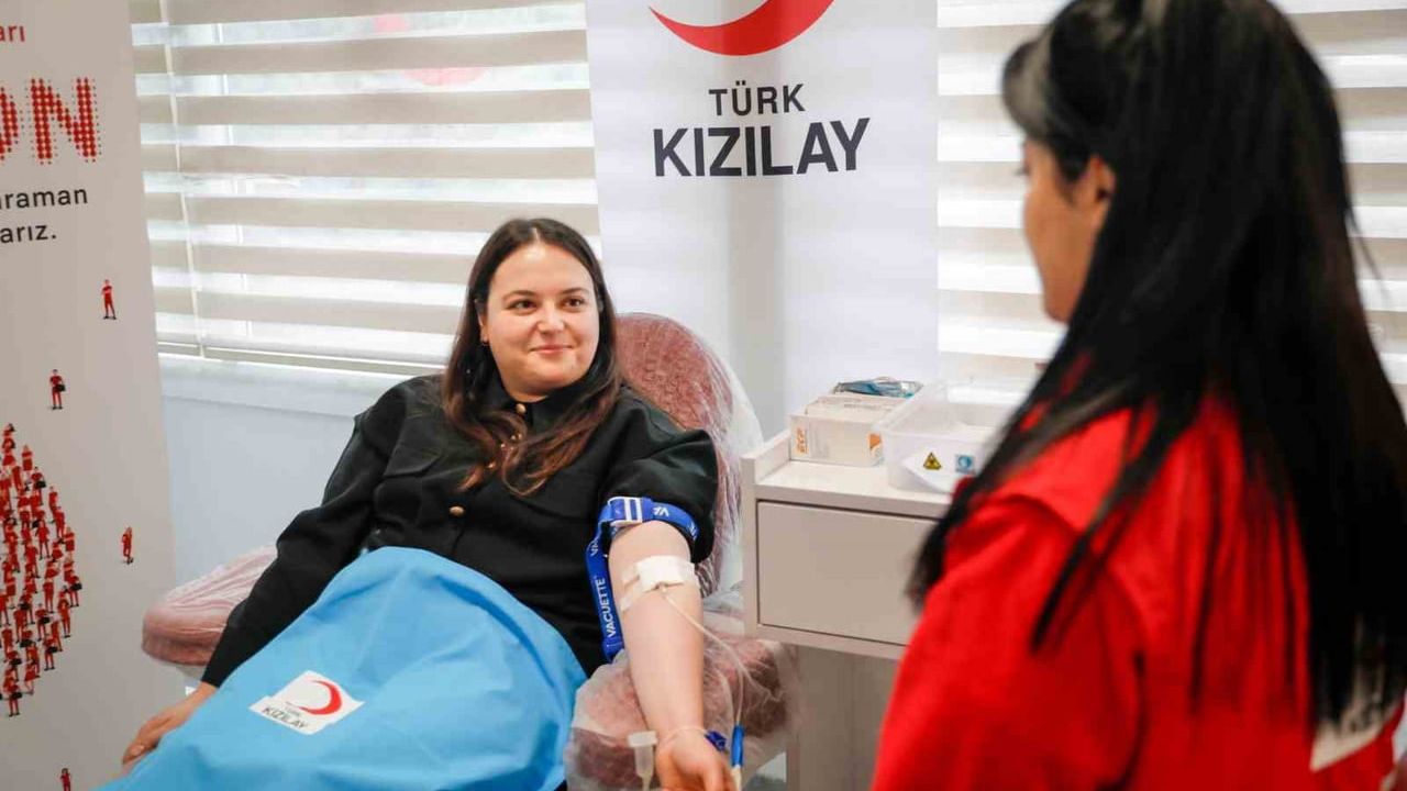 Türk Kızılay 2025'te 3 Milyon Ünite Kan Bağışıyla Rekora Ulaştı