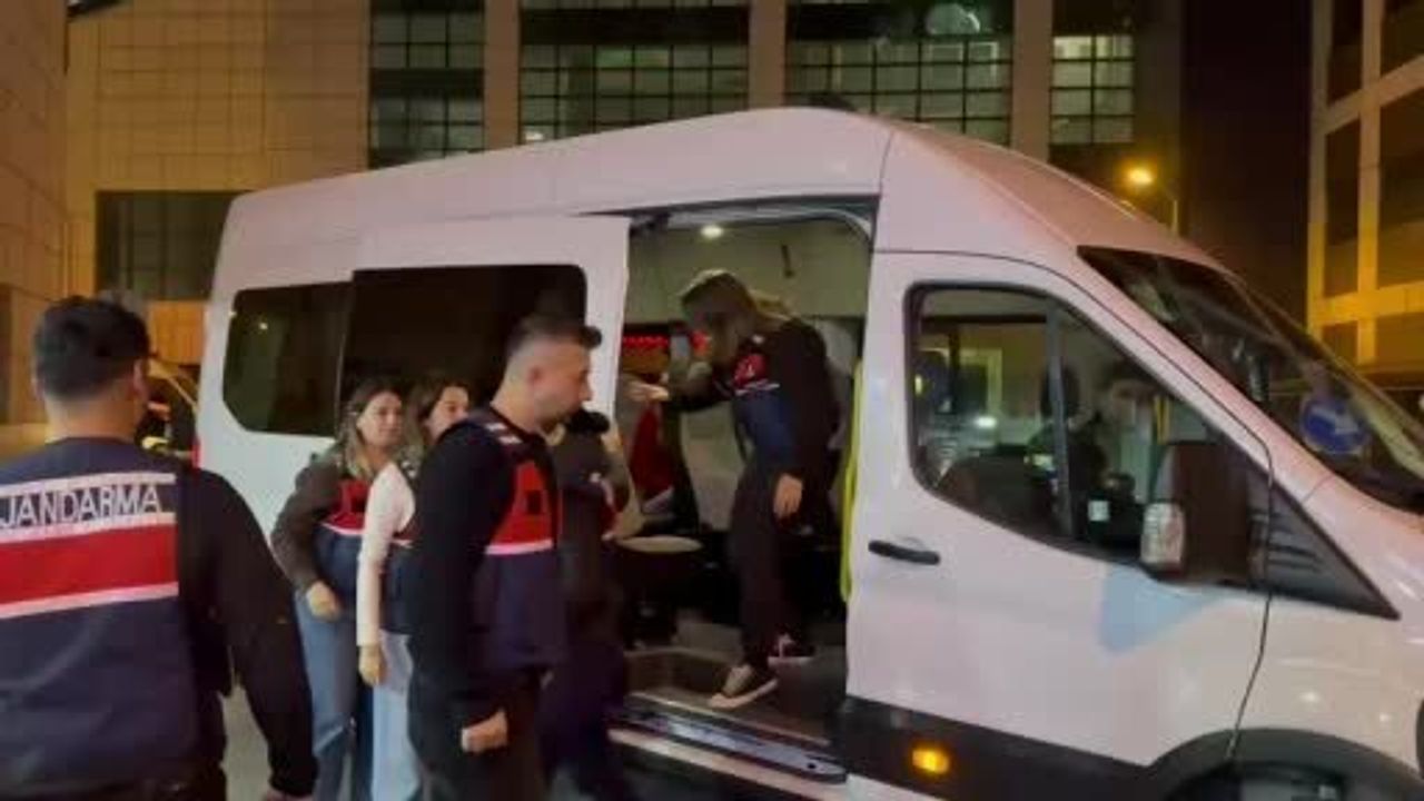 Ünlü İsimler Hastaneye Getirildi: Sağlık Kontrolleri Yapıldı