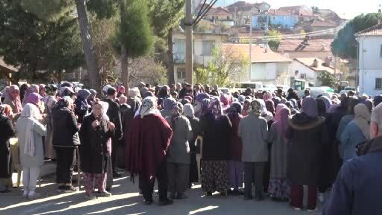Uşak'ta Kaza: Ramazan ve Ayşe Dulay Defnedildi
