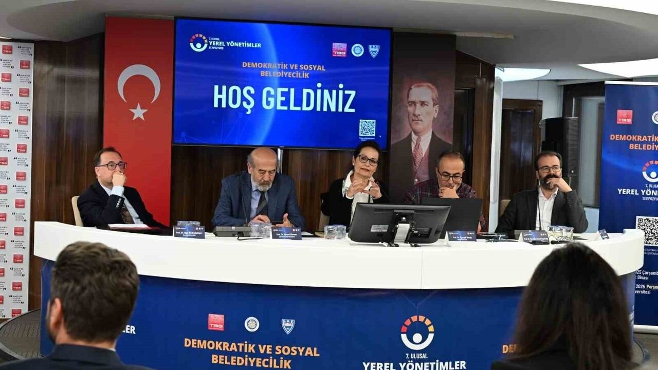 Vahap Seçer: Demokratik ve Sosyal Belediyecilikte Çözüm Vatandaştır