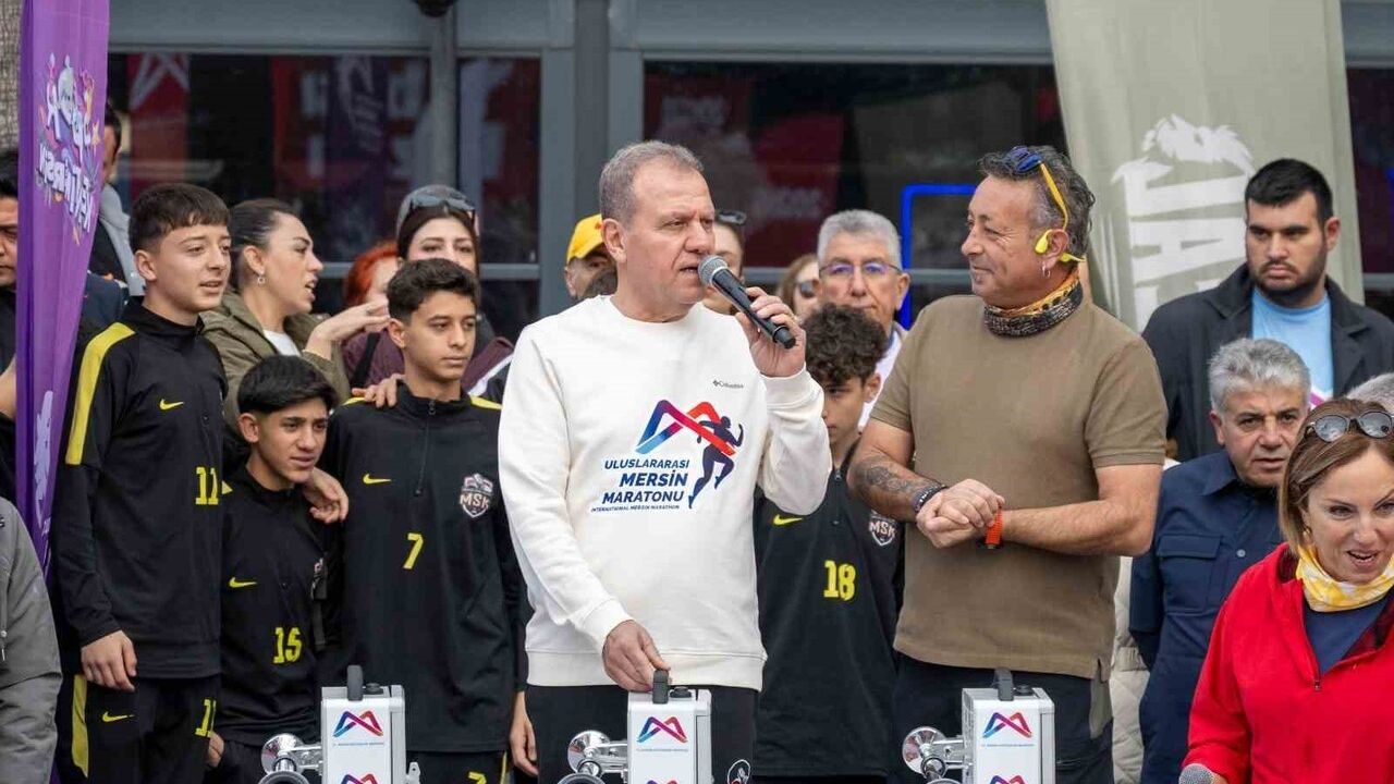 Vahap Seçer: Mersin Maratonu Türkiye’de Organizasyon Başarısında İlk Sıraları Zorluyor