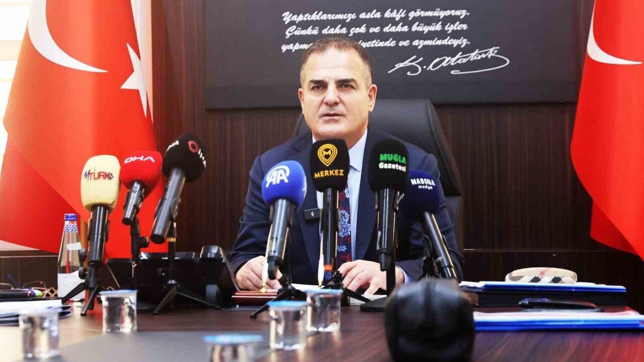 Vali Akbıyık: Kötekli'deki kız yurdu inşaatındaki mağara ve mezar iddiaları asılsız