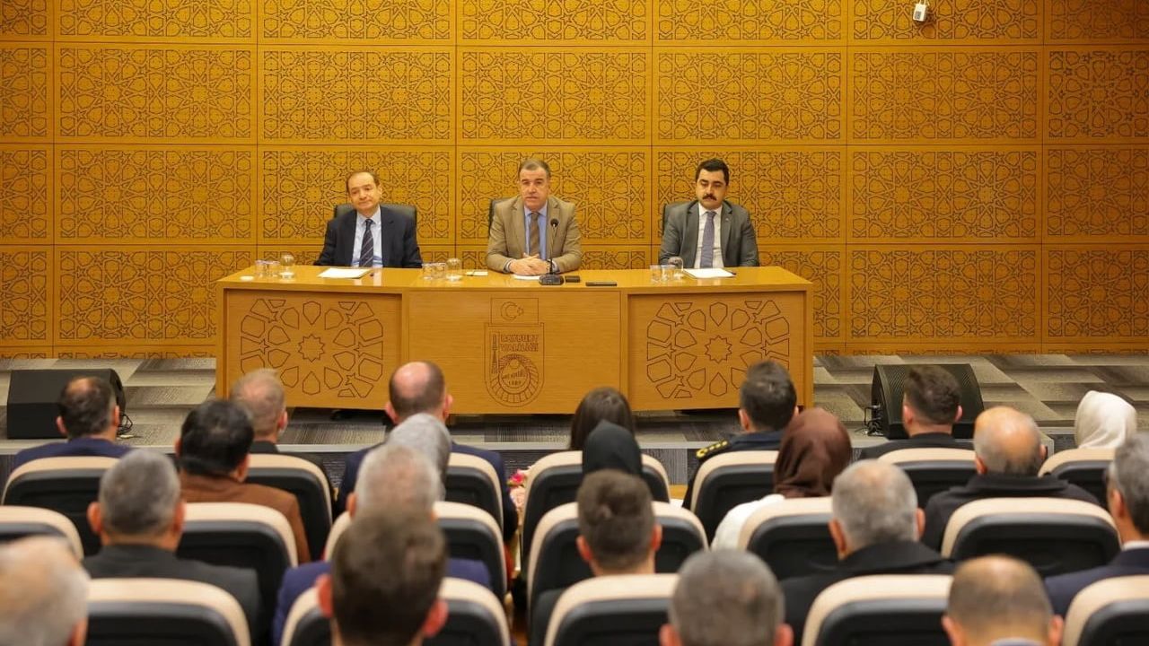 Vali Eldivan: "Hizmetlerde aksaklığa mahal verilmeyecek" - Bayburt İl İdare Şube Başkanları Toplantısı