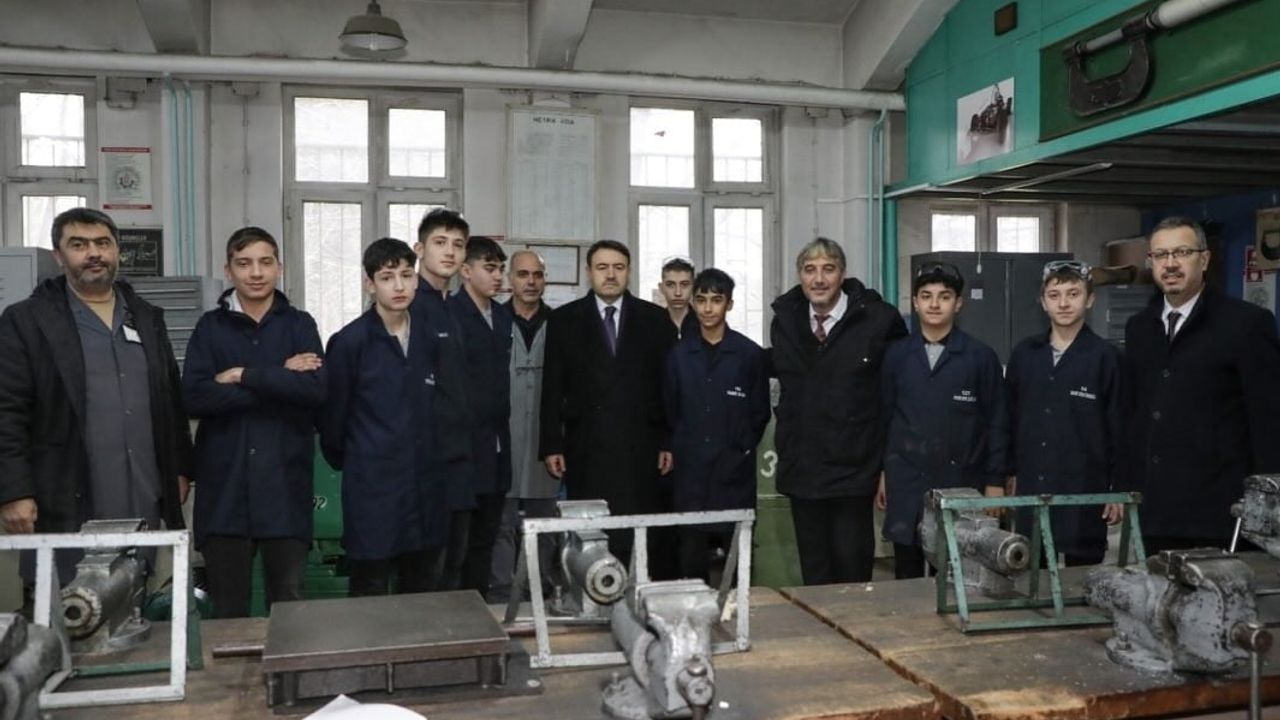 Vali Işın Kütahya MTAL'de: Mesleki Eğitim Üretim ve İstihdam İçin Kritik