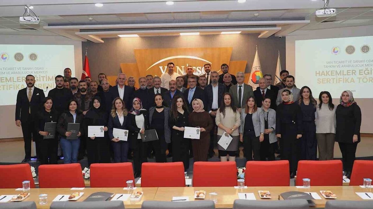 Van TSO'da 'Hakemler Eğitimi' Sertifika Töreni — 74 Katılımcı Belgelendi