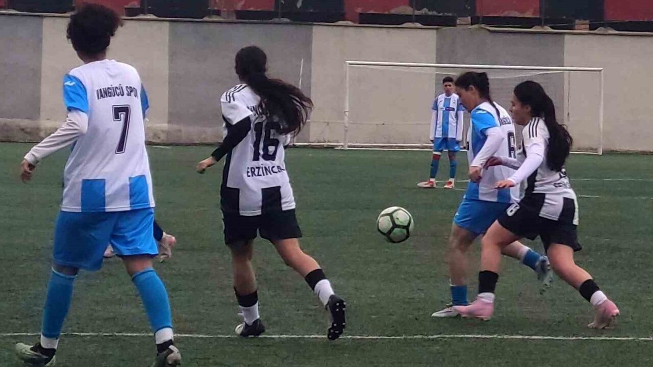 Vangücü SK 8-0 Erzincan Gençler Gücüspor — Aycan 5 Gol