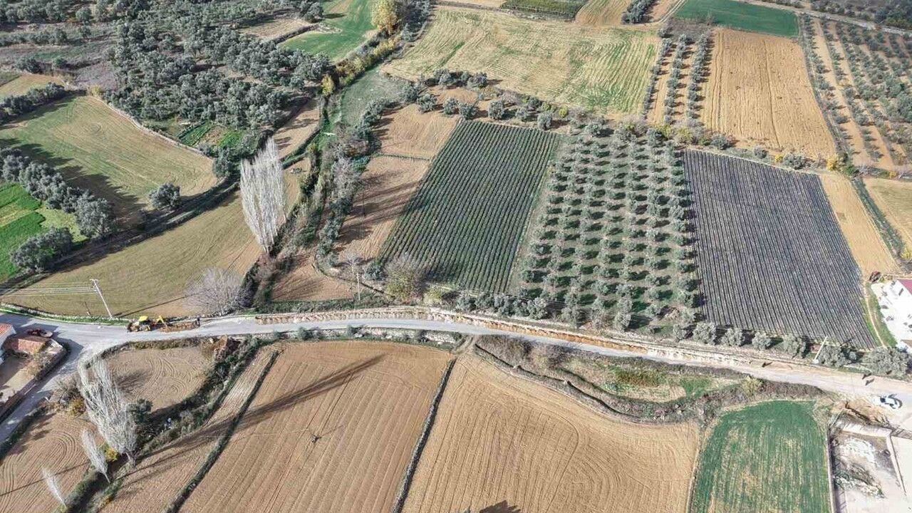 Yatağan Bencik’te MUSKİ 1000 Metrelik İçme Suyu Hattını Yeniliyor