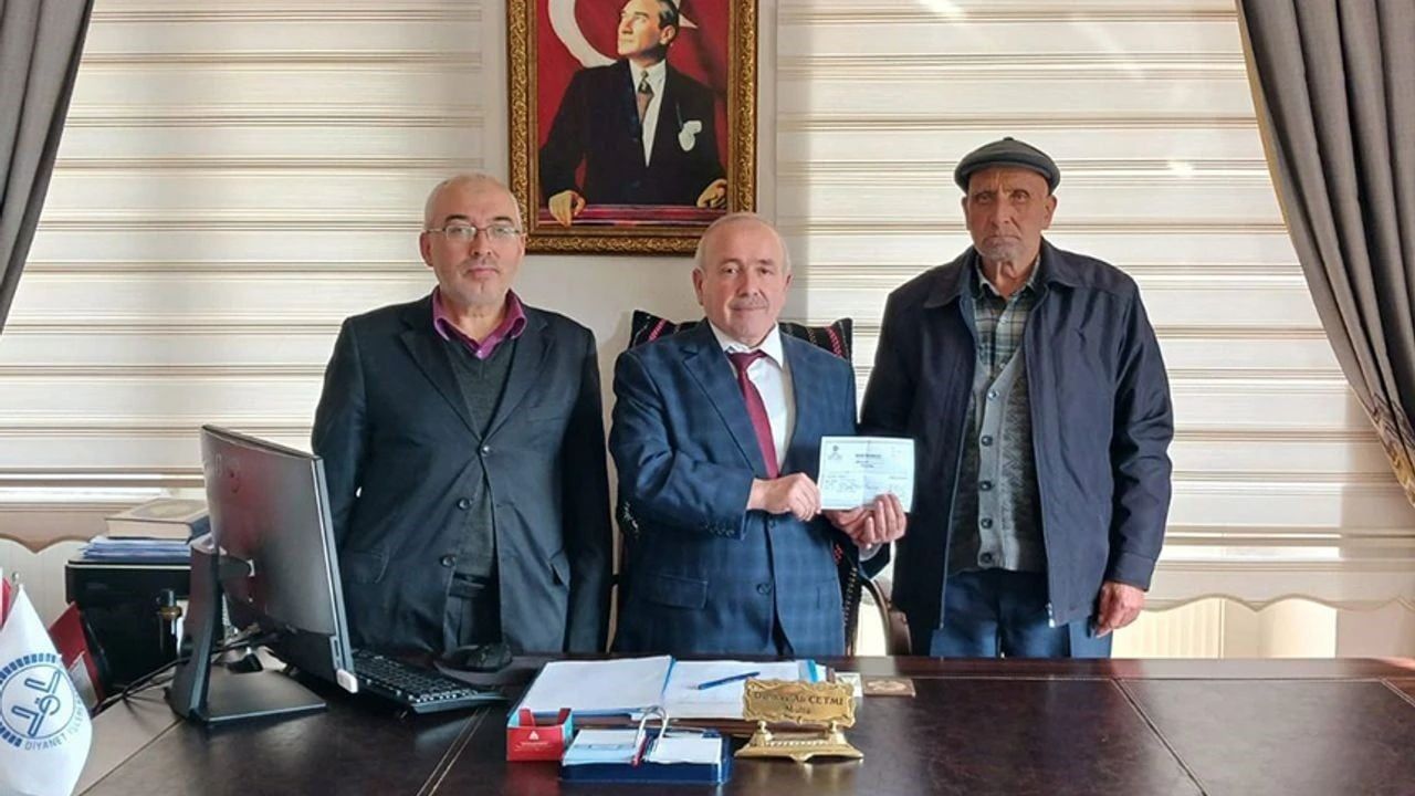 Yatağanlı Hayırsever Kazım Topal'dan Filistin-Gazze'ye 100 bin TL Bağış