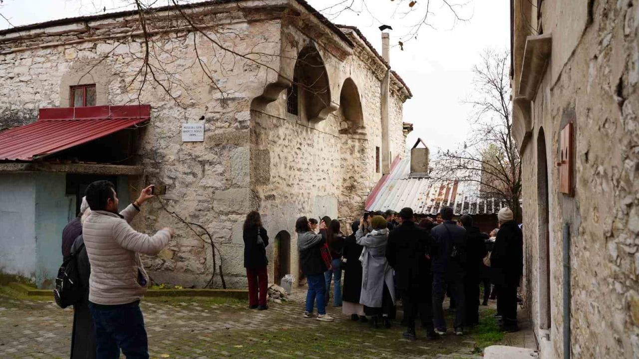 Yazıköy'ün Tarihi ve Kültürel Mirası Bilim Kafe'de Ele Alındı