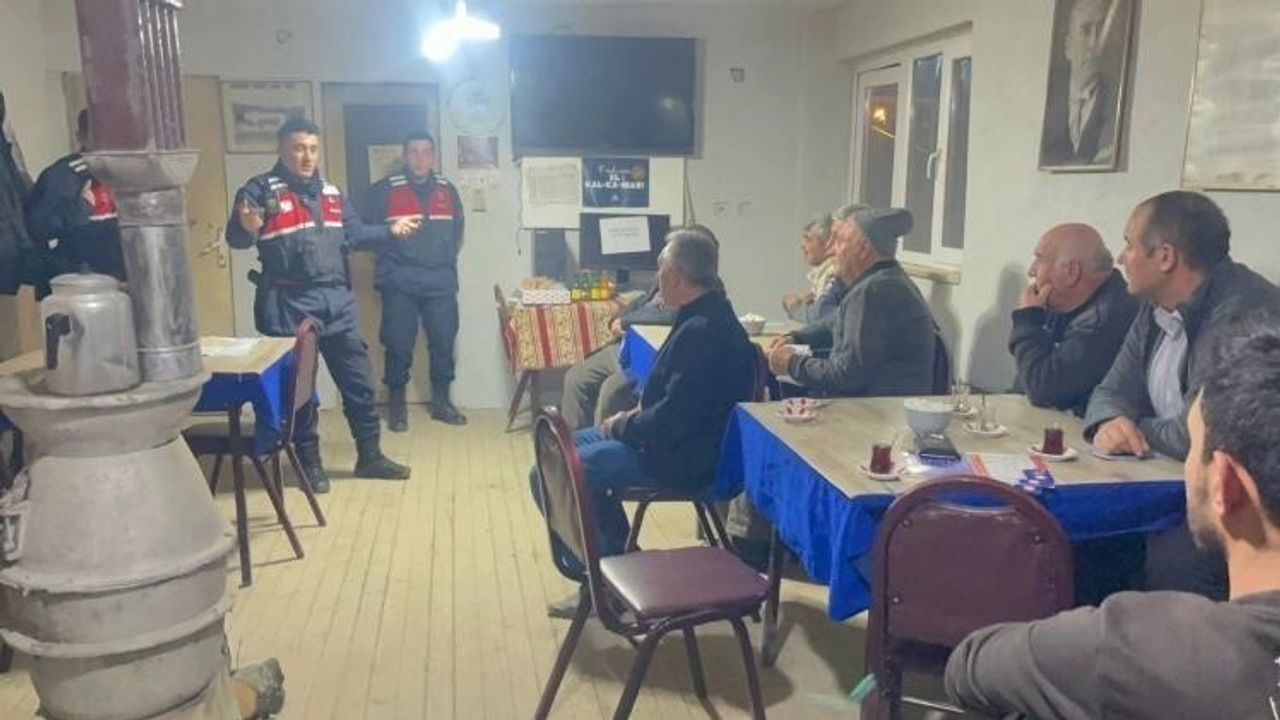 Yenipazar'da Jandarma ve Emniyet'ten Trafik ve Güvenlik Bilinci Çalışması