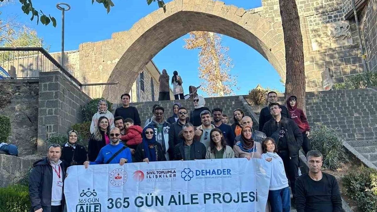 Yeşilyurt Belediyesi ve DEHADER'den Aile Mentorluğu Kültür Gezisi — Diyarbakır, Mardin, Midyat