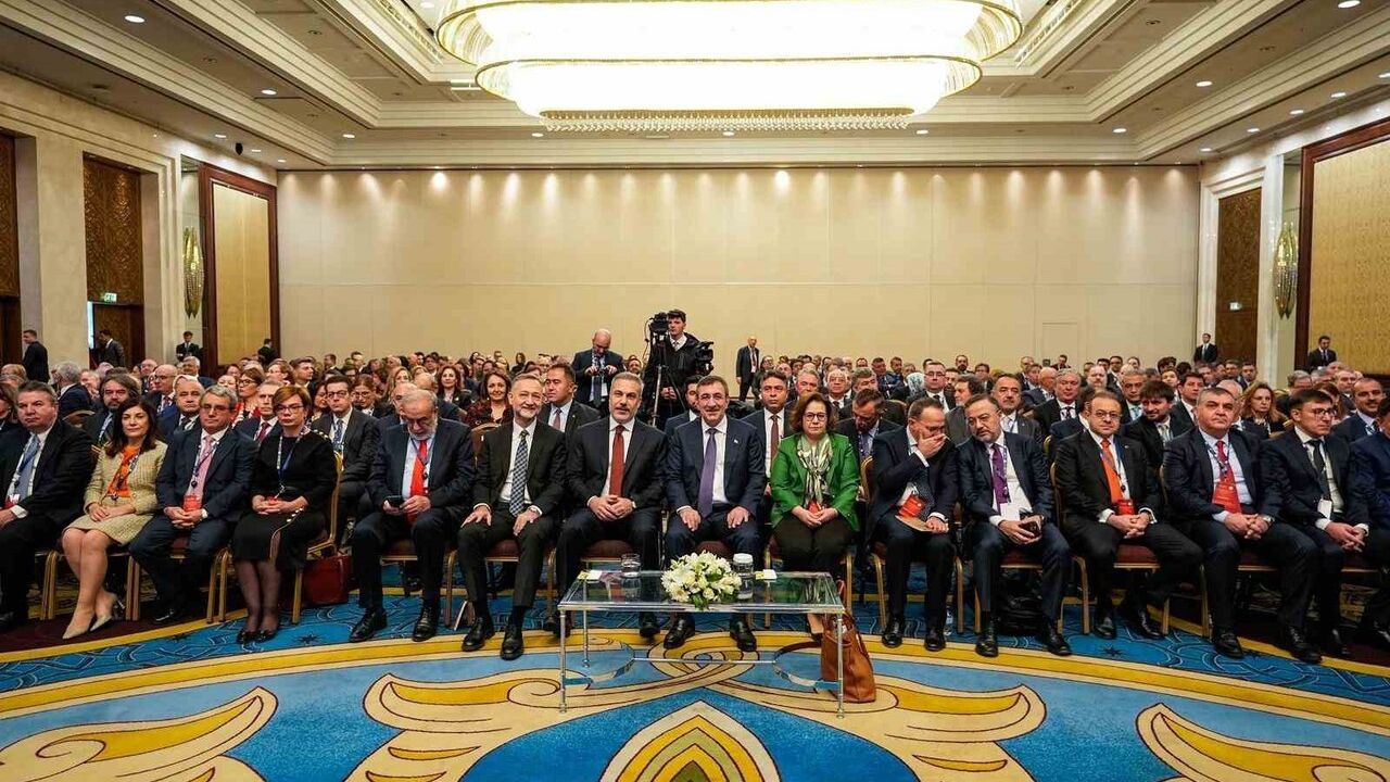 Yılmaz: Türkiye Düzen Kurucu Aktör, Diplomasiyi Sahaya Yansıtıyor