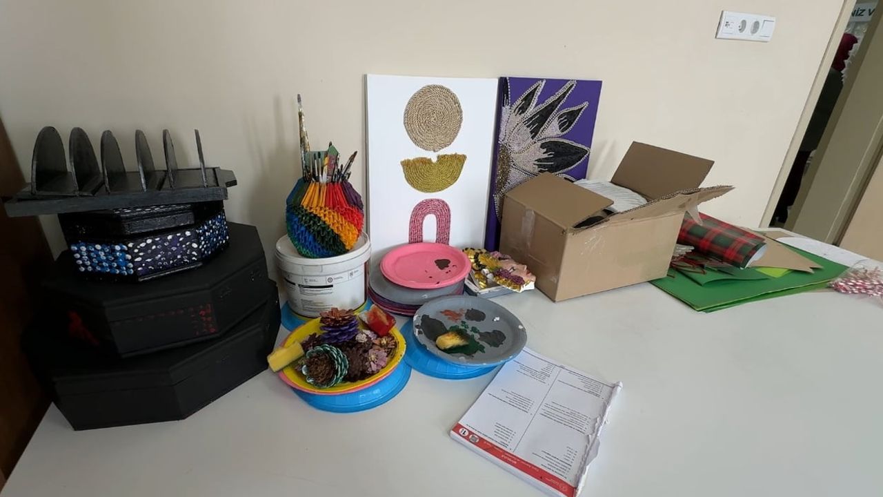 Yüksekova TRSM'de Hastaların El Emeği Ürünleri Sergisi ve Yeni Yıl Etkinliği