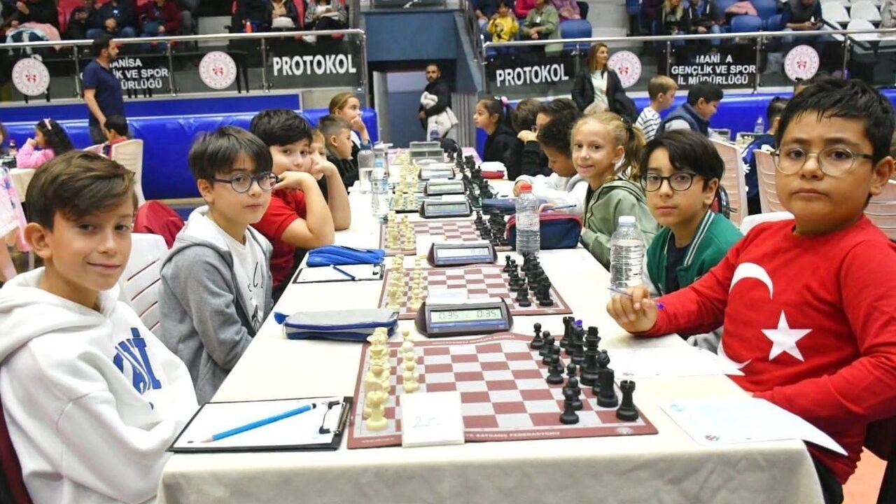 Yunusemre’de Satranç Kursu Başlıyor: 2013-2019 Yaş Kayıtları Açıldı