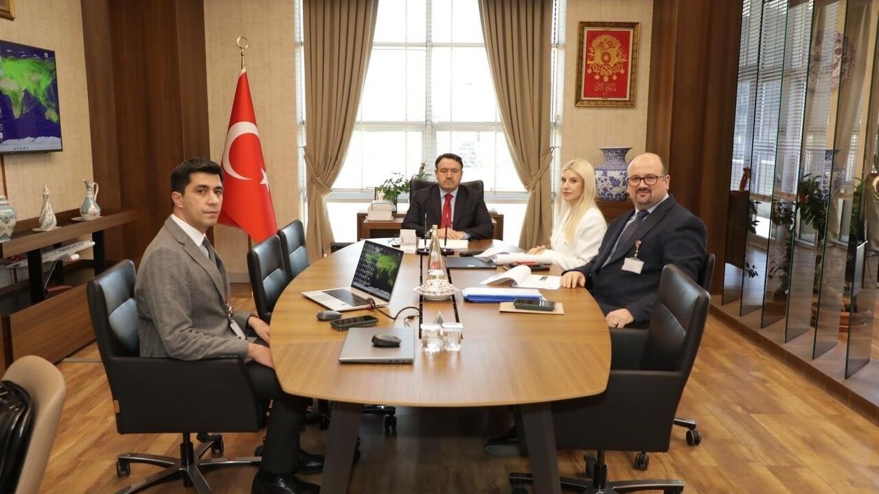 Zafer Havalimanı Çalışmaları Kütahya'da Vali Musa Işın Başkanlığında Değerlendirildi