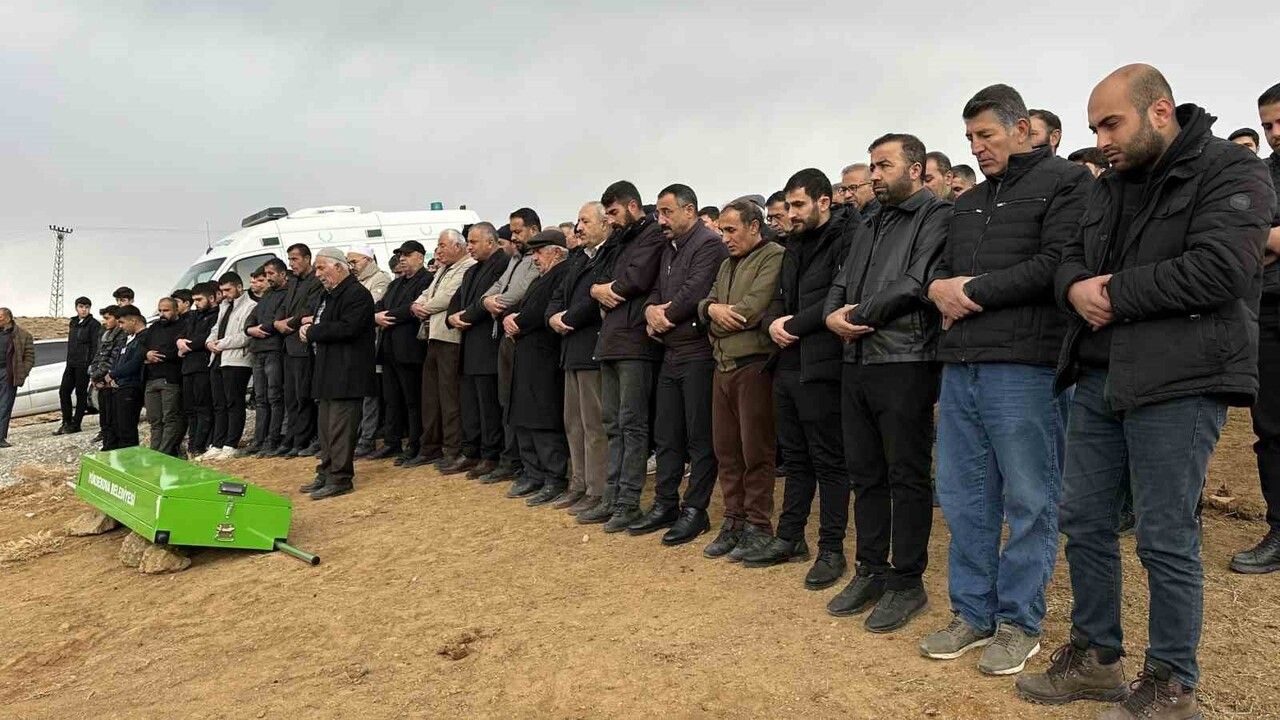 Zernek Barajı Kazasında Ölen Furkan Özdemir Yüksekova'da Defnedildi