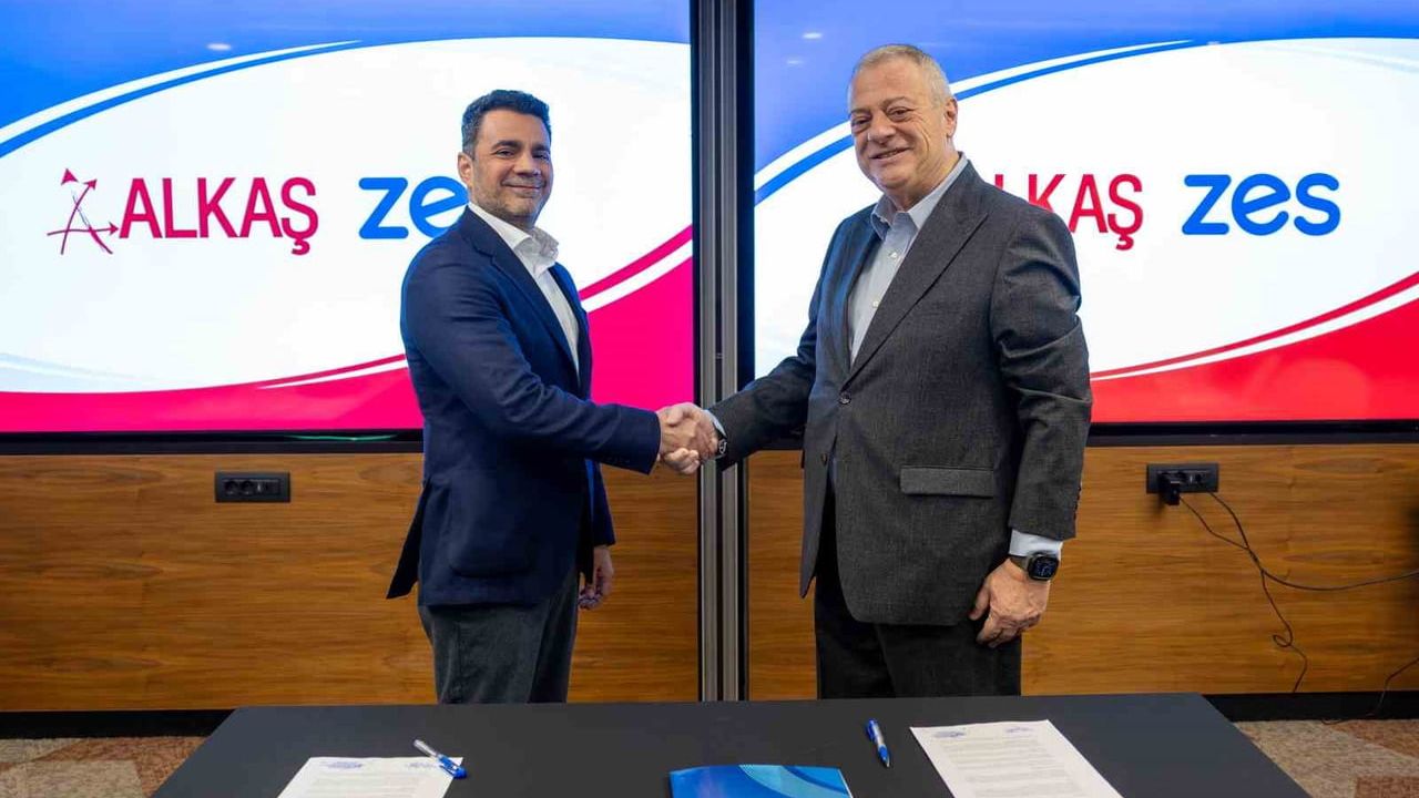 Zes ve Alkaş, AVM’lerde Şarj İstasyonu Ağını 5 Yıl İçin Büyütüyor