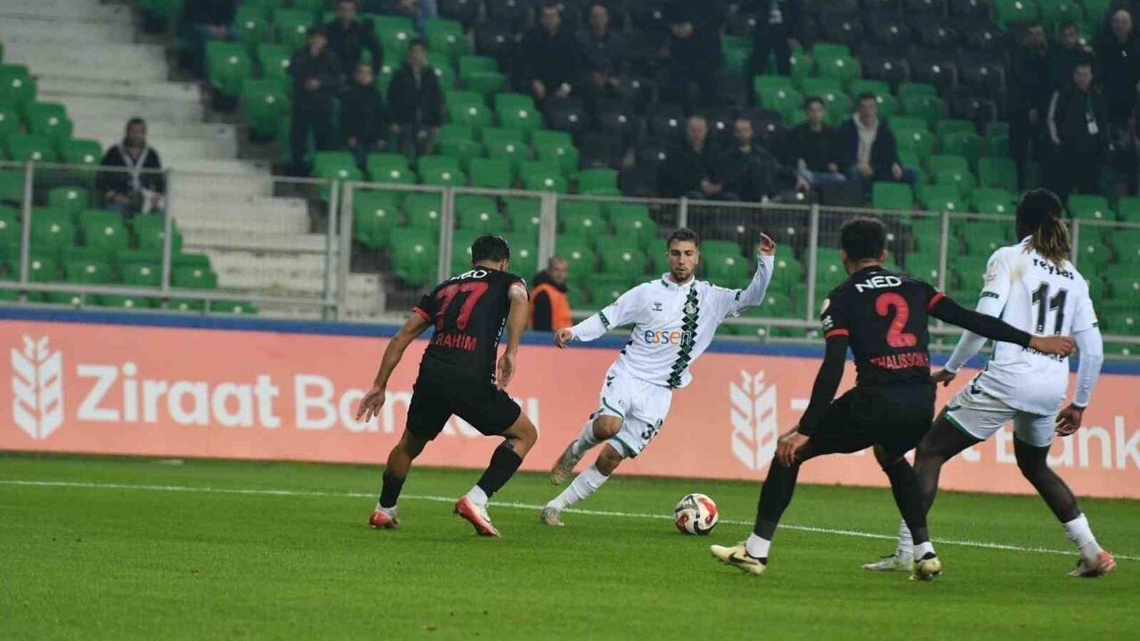 Ziraat Türkiye Kupası: Gençlerbirliği, Sakaryaspor'u 5-0 Yendi