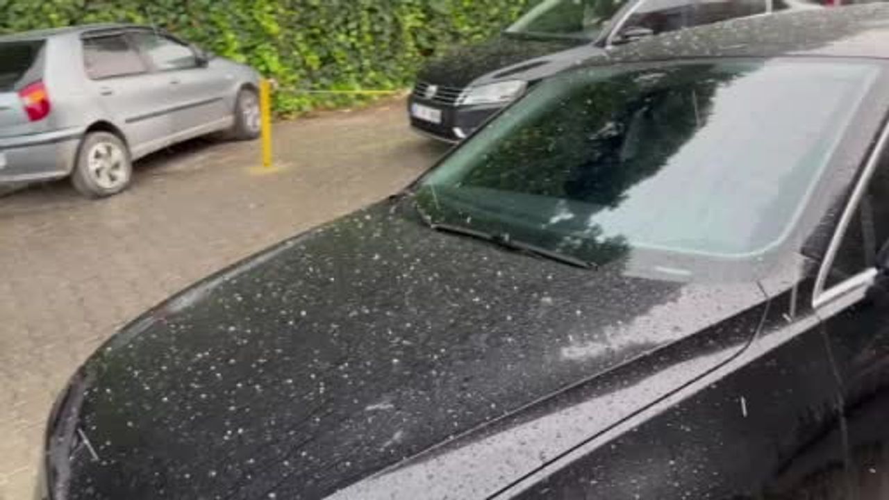 Zonguldak'ta Ceviz Büyüklüğünde Dolu Yağışı