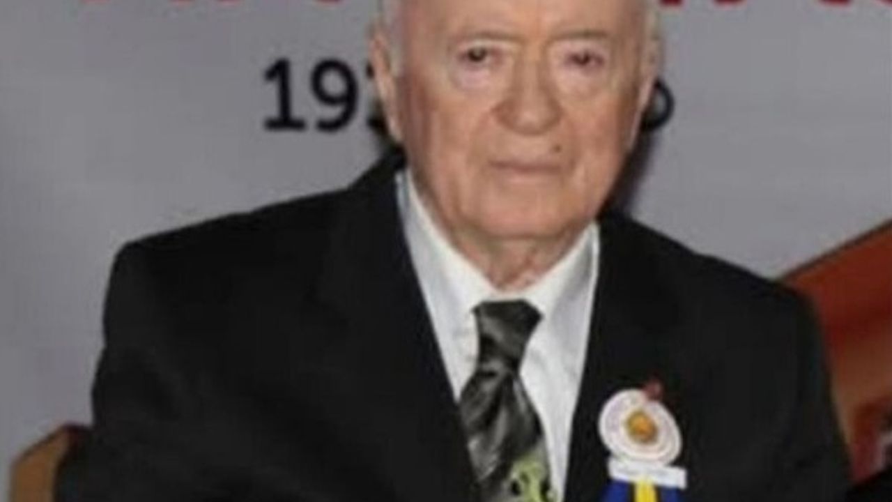 Zonguldak'ta Eski Başkan Yüksel Aytaç Toprağa Verildi