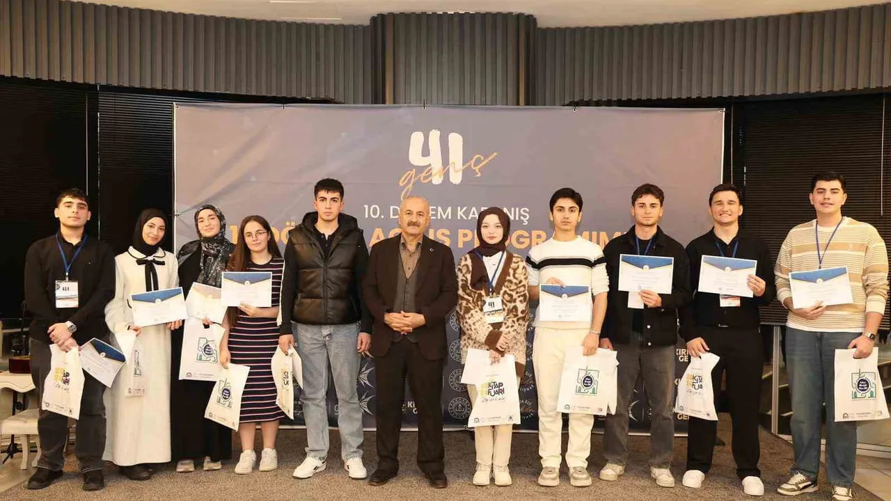 41 Genç Programı'nda 10. Dönem Sona Erdi: Yapay Zeka ve Biyomühendislik Eğitimleri