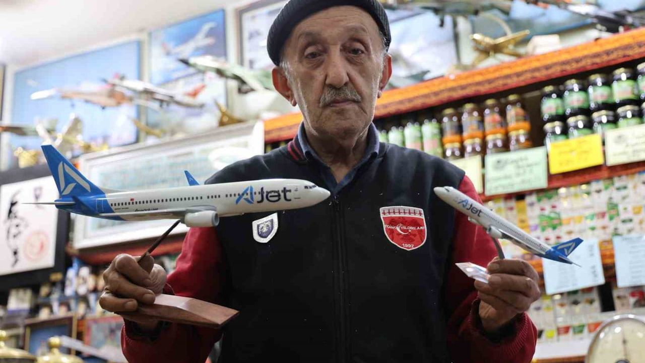 A Jet'ten 60 Yıllık Uçak Tutkunu Atilla Demirbaş'a Anlamlı Jest