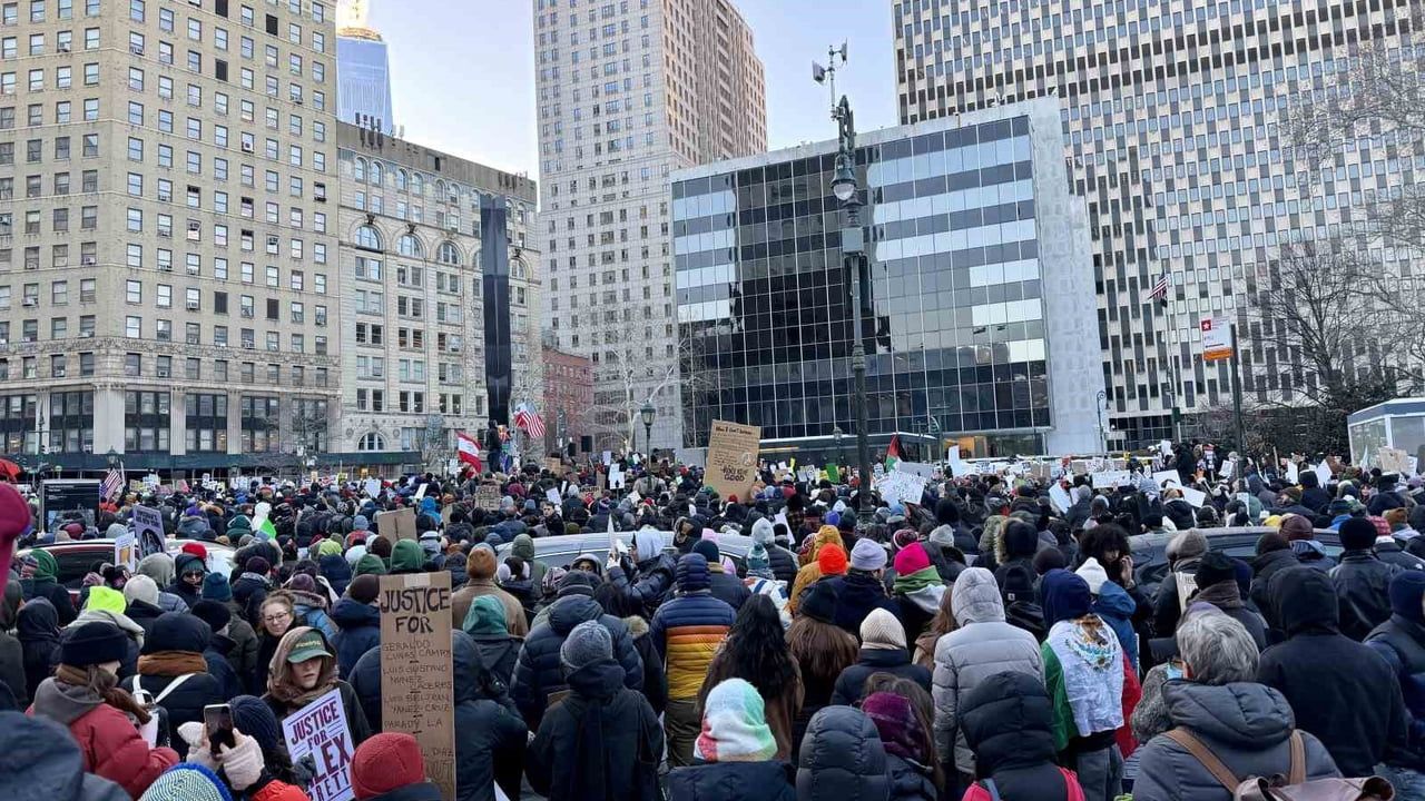 ABD'de Ulusal Kapanma Protestoları: Trump'ın Göçmenlik Politikalarına Tepki