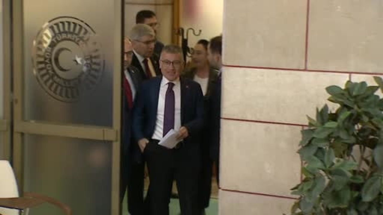 Abdullah Güler: 2026'da En Düşük Emekli Maaşı Yüzde 18,48 Artışla 20 Bin TL