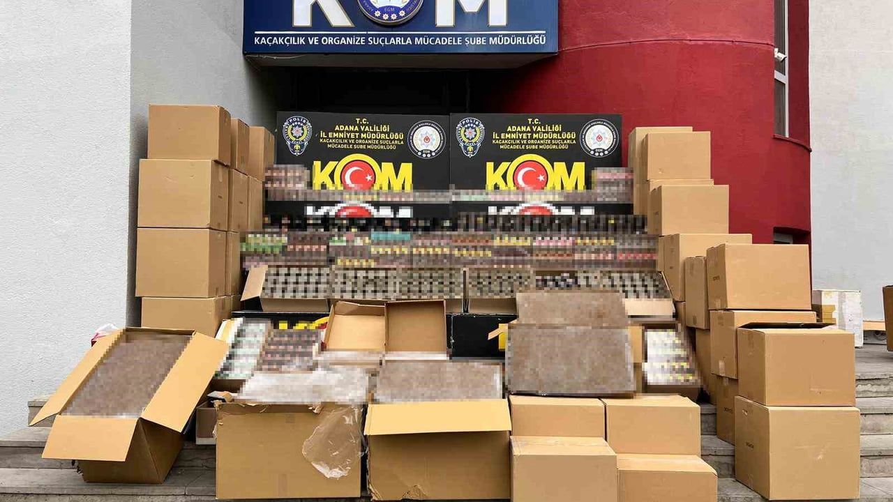 Adana'da depoda binlerce kaçak tütün ele geçirildi — 2 tutuklu