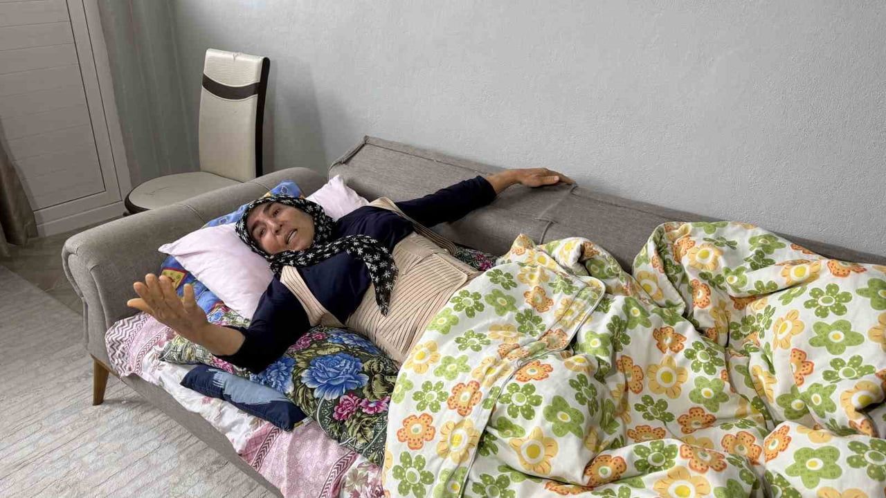 Adana'da Esma Etkü, Yeğenini Kurtarırken 5 Kişi Tarafından Darp Edildi