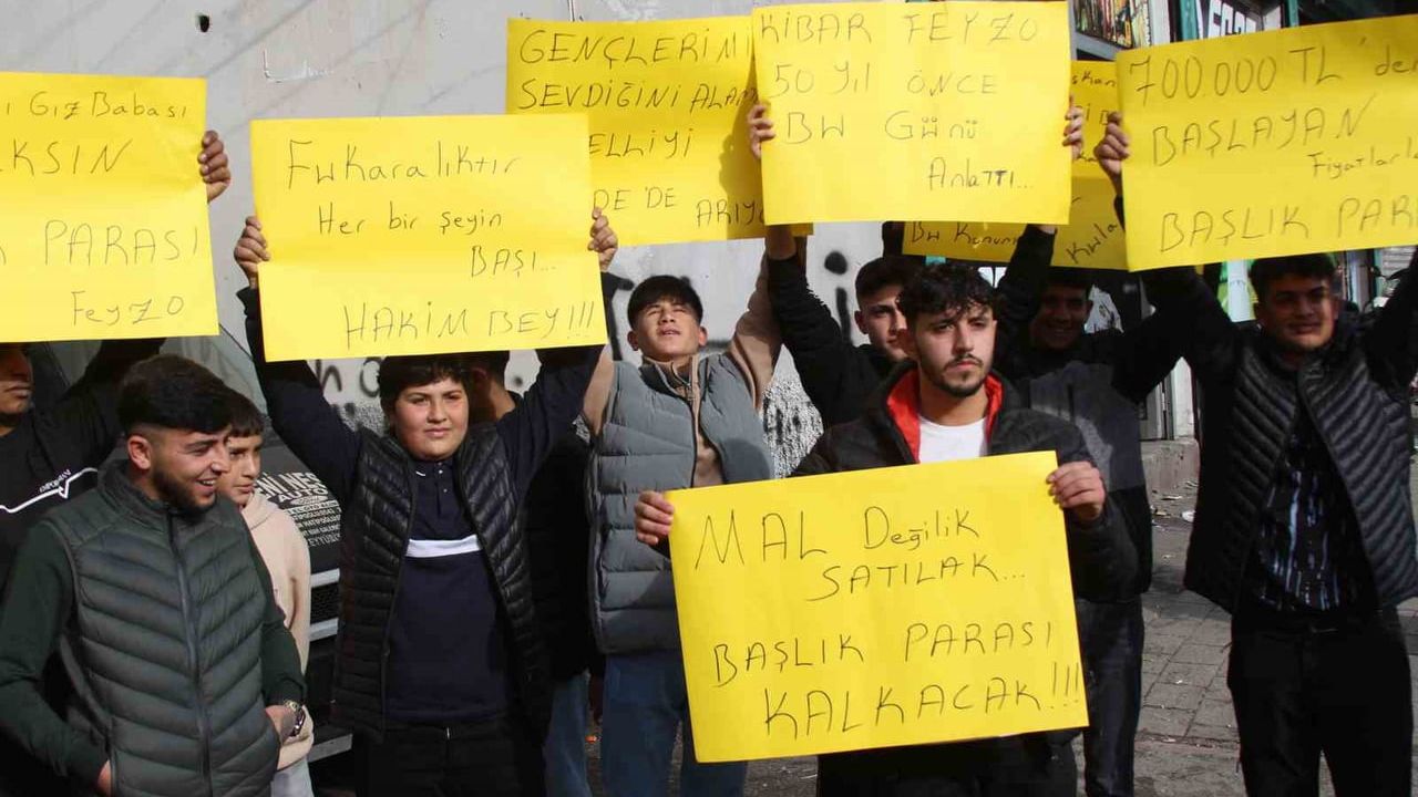 Adana'da Gençlerden Başlık Parası Eylemi: 1 Milyon TL Talepleri