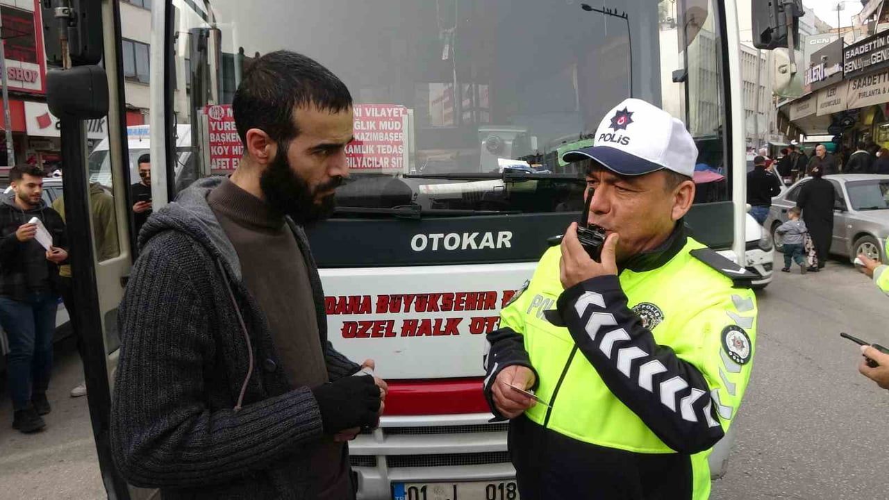 Adana'da Gereksiz Korna Denetimi: Toplu Taşıma Sürücülerine 116 Bin 976 TL Ceza