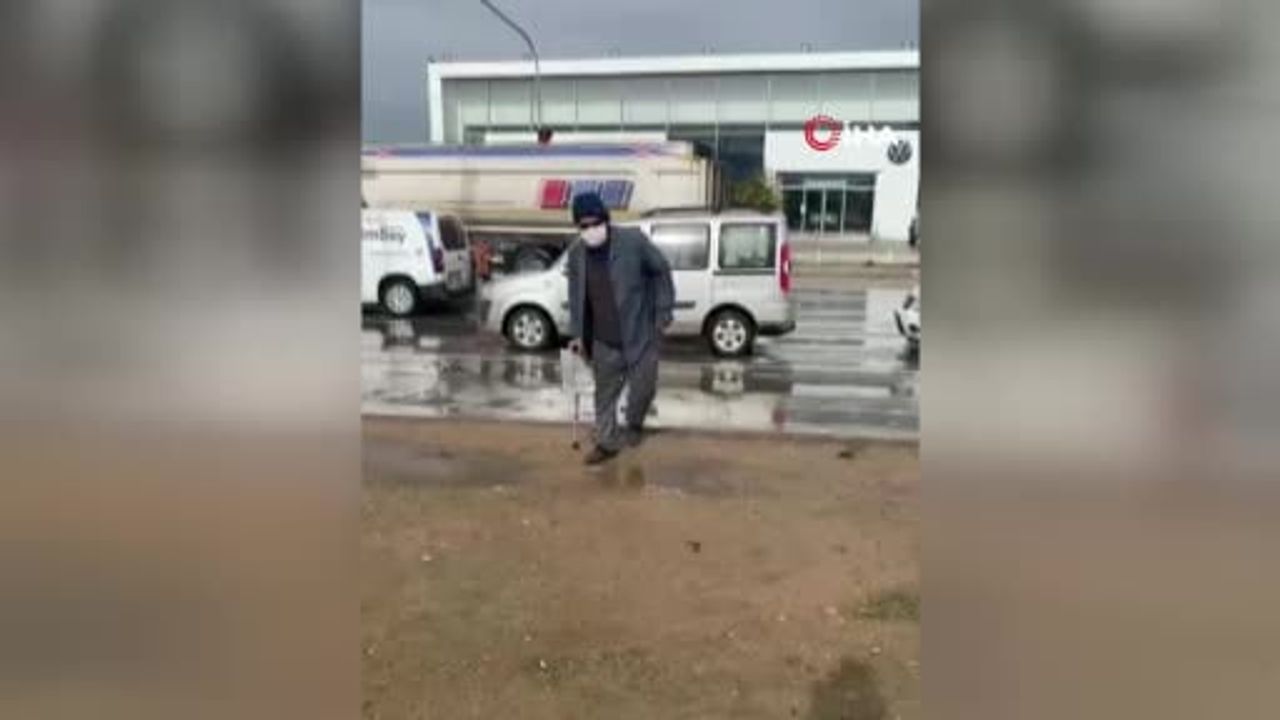 Adana'da sonda tüpüyle hasta numarası: Dilenci zabıta ekiplerince yakalandı