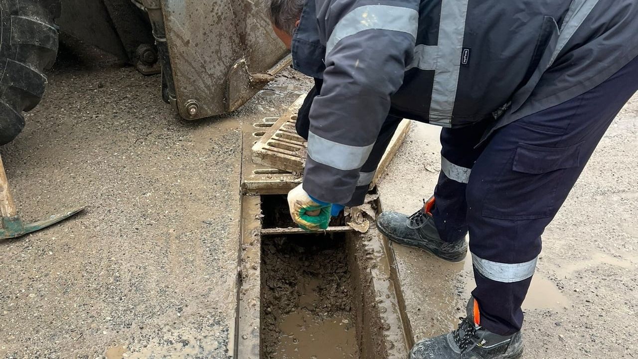 Adıyaman'da ASKİM'den Kapsamlı Altyapı Temizliği: 6 Ekip, 27 Personel