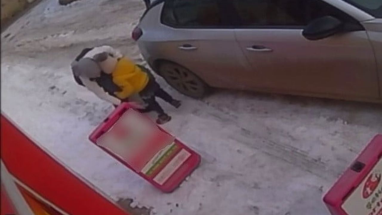 Adıyaman'da Buzlu Yol Kabusu: Mimar Sinan Mah. 1104 Sokak'ta Zor Anlar