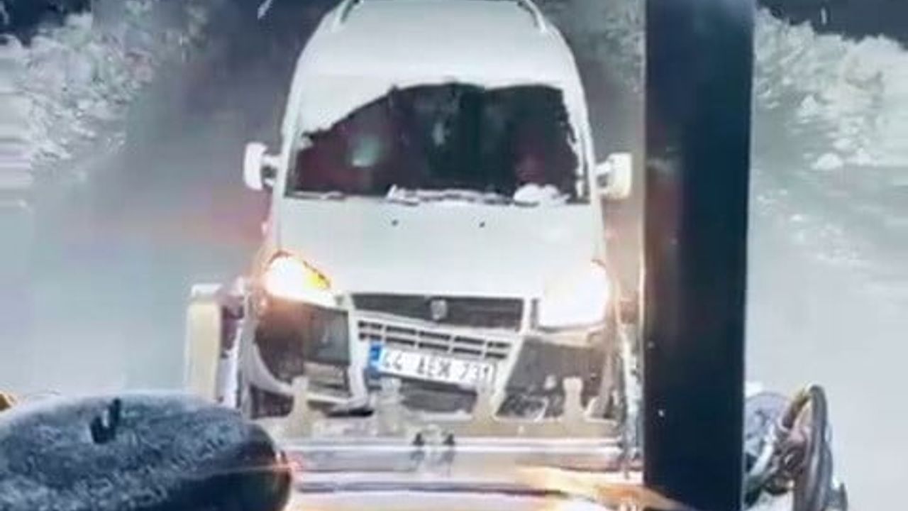 Adıyaman Sincik'te Yoğun Kar: Mahsur Kalan Araçlar Kurtarıldı