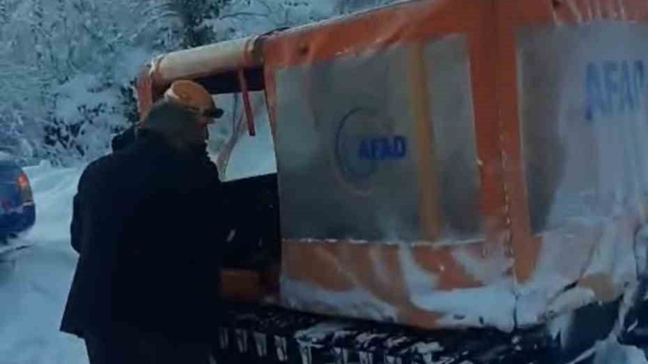 AFAD, Karabük'te Kemoterapi Hastasını 88 Paletli Araçla Hastaneye Ulaştırdı