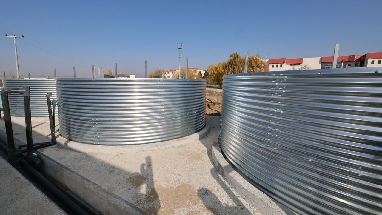 Afyonkarahisar’da Jeotermal Destekli Tatlı Su Karidesi ve Balık Üretimi Başlıyor