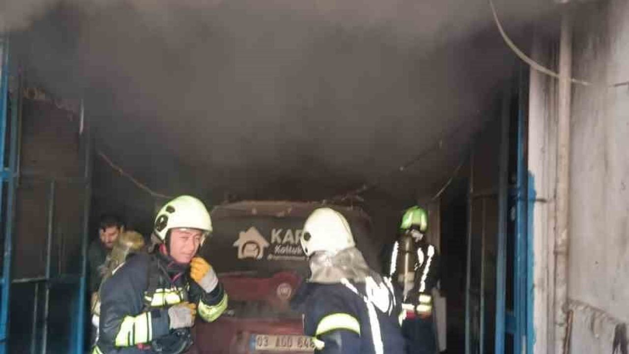 Afyonkarahisar'da Tamirhanede Sobaya Yanıcı Madde: 14 Yaşındaki Çocuk Yaralandı