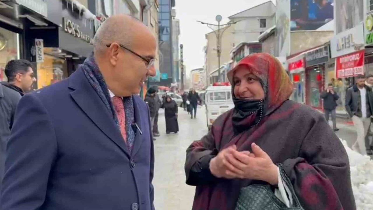 Ağrı'da Vali Mustafa Koç'tan Duygusal Veda Ziyaretleri