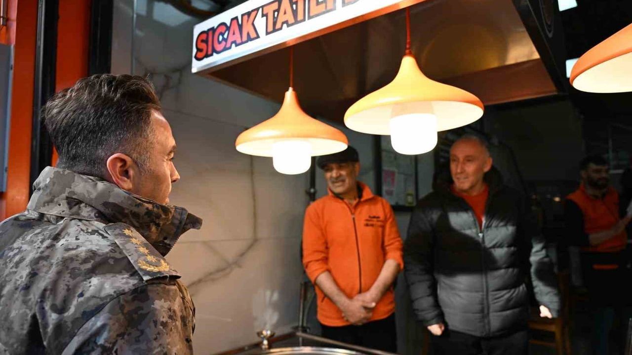 Ağrı Emniyet Müdürü Göksel Önder Esnaf ve Vatandaşlarla Buluştu