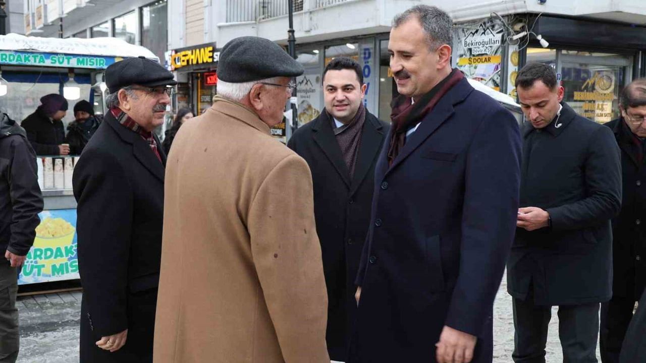 Ağrı Valisi Önder Bozkurt'tan Hastane ve Esnaf Ziyareti