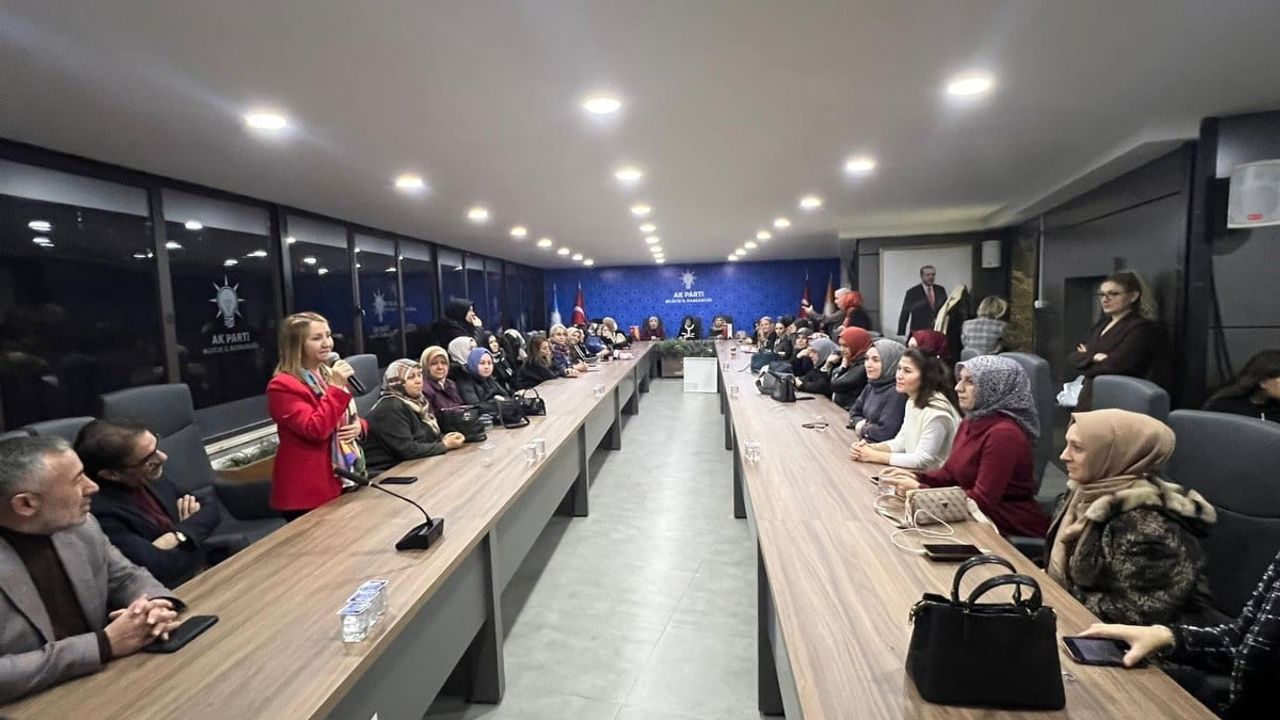 AK Parti Bilecik'te 'Türkiye Yüzyılı Lider Kadınlar Buluşması' — Dr. Şaban Kızıldağ