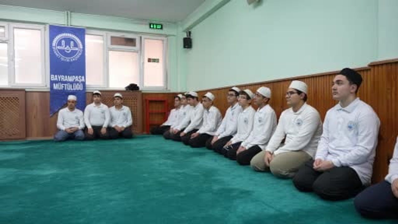 AK Parti İstanbul'da 'Her Mahallesiyle İstanbul' Kış Saha Çalışmaları Başladı