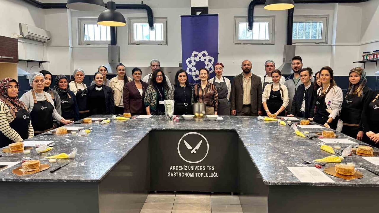 Akdeniz Üniversitesi'nde PKU Dostu Mutfak Atölyesi: Düşük Proteinli Beslenme Eğitimi